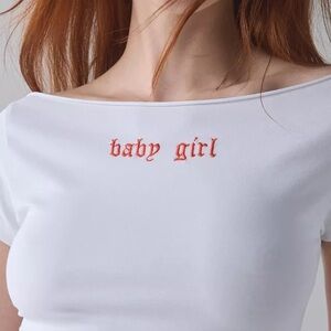 Urban outfitters women’s size small baby girl off the shoulder top